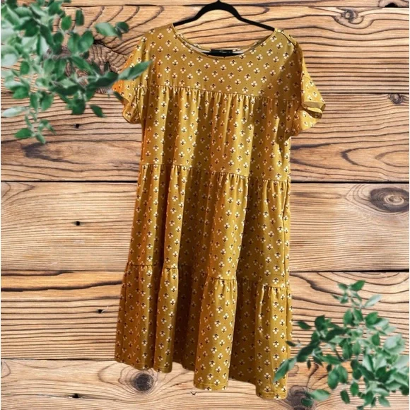 🤎 SUZANNE BETRO SIZE L BABYDOLL TIERED GOLD FLORAL LOOSE DRESS NWOT BOHO STYLE - Picture 3 of 12
